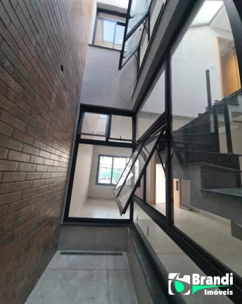 Imagem Sobrado à Venda na Vila Tolstói sendo 165M²