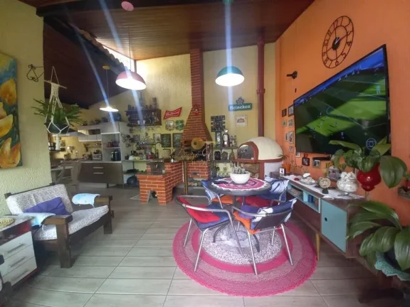 Imagem Casa em Condomínio para Venda em Teresópolis / RJ no bairro Vargem Grande