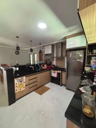 Imagem Casa com 4 dormitórios à venda, 216 m² por R$ 550.000,00 - Campo Redondo - São Pedro da Aldeia/RJ