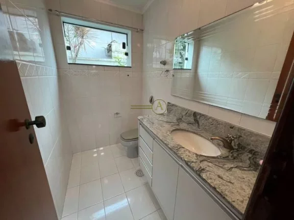 Imagem Sobrado alto padrão à venda no Centro Peruíbe/SP Localizada à 700m da praia