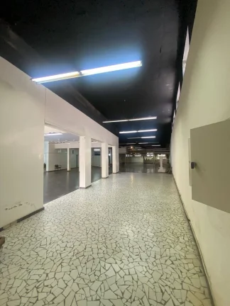 Imagem Salão comercial na Av. José Gomes - Antiga Pneulândia