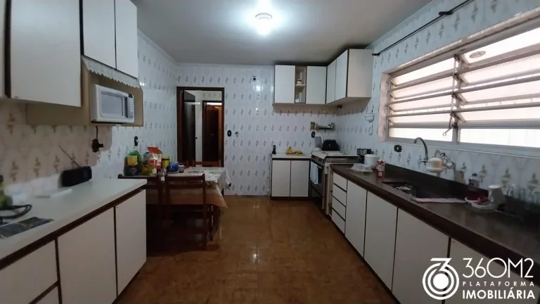 Imagem Sobrado para Venda em Santo André / SP no bairro Vila Pires