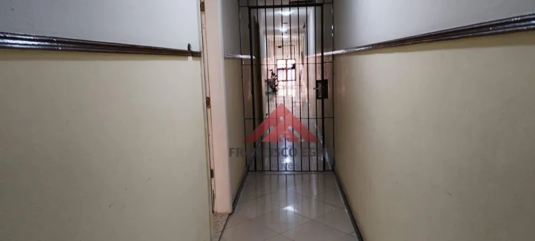 Imagem Apartamento com 1 dormitório à venda, 64 m² por R$ 250.000,00 - Centro - Niterói/RJ