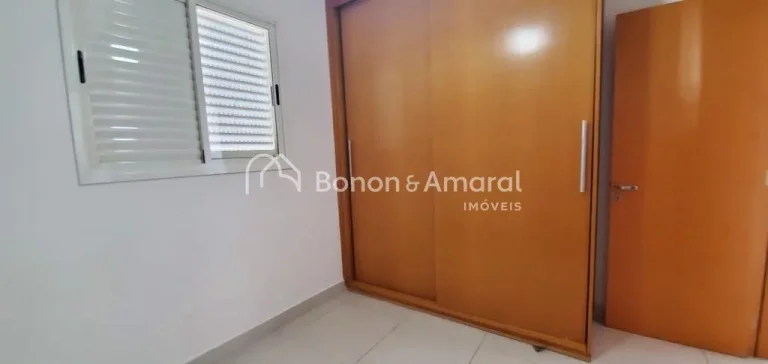 Imagem Apartamento à venda, muito bem distribuído em 80m², com armários nos dormitórios, lavanderia se...