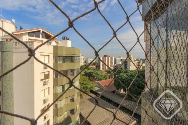 Imagem Linda cobertura com vista panorâmica para o Guaíba - conforto e sol o dia todo!

A Brilhante Imóv...