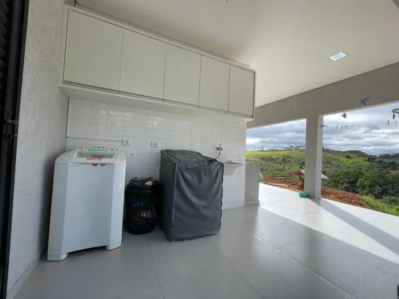 Imagem Vale dos Lagos - Casa 04 Dormitórios sendo 02 suítes - Vista livre