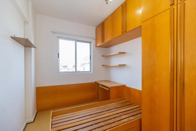 Imagem Apartamento de 3 quartos no bairro Lindóia