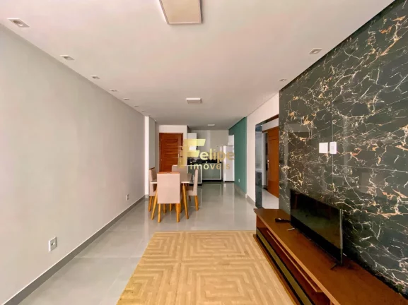 Imagem UM LINDO APARTAMENTO COM PRÉDIO NA FRENTE DA PRAIA.