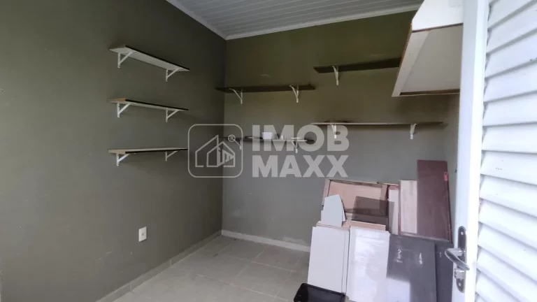 Imagem Casa de condomínio no Jardim Botânico, 4 quartos, 3 suítes, 360m², quintal de 1253m², venda adjudicada.