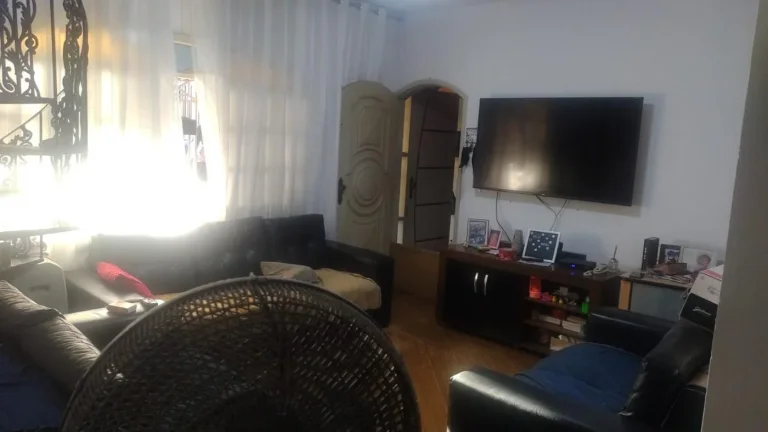 Imagem Casa para Venda em São Paulo, Conjunto Residencial José Bonifácio, 5 dormitórios, 1 suíte, 3 banheiros, 3 vagas