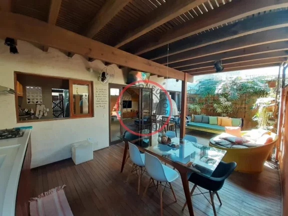 Imagem CASA Sobrado em condominio 2 quartos, sala , cozinha e ambiente aberto , área goumet, 2 vagas na garagem , piscina