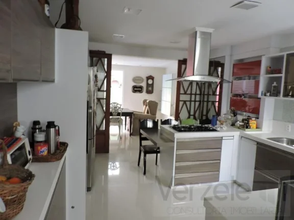 Imagem Casa / Sobrado para Venda em Balneário Camboriú / SC no bairro Praia dos Amores