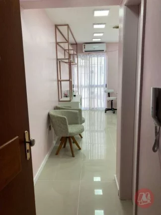 Imagem No bairro Passo da Areia, sala comercial de 23m².