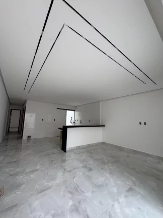Imperdível oportunidade: casa à venda em Vitória da Conquista-BA, Zabelê, 3 quartos, 1 suíte, 2 salas, 2 banheiros, 1 vaga, 78m².