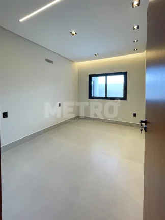 Imagem Casa à venda no Buona Vita com 3 suítes, piscina, PETROLINA - PE