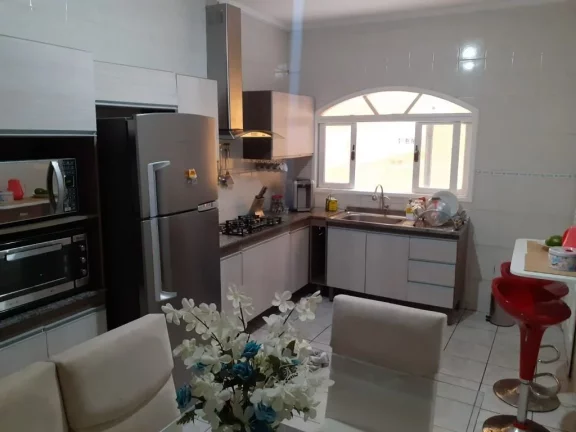 Imagem Sobrado à venda, 315 m² por R$ 636.000,00 - Vila Pereta - Poá/SP