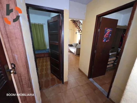 Imagem Excelente Oportunidade 02 Casas à venda pelo preço de uma R$ 499.000,99 com 02 quartos, amplo quintal e piscina - Rua Alzira, 428, Jardim Tropical