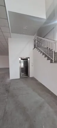 Imagem Salão para alugar, 759 m² - Calmon Viana - Poá/SP