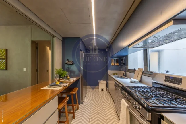 Imagem Imperdível: Casa à venda em SP, 3 quartos, 3 suítes, 2 salas, 5 banheiros, 4 vagas e 628m² no Alto de Pinheiros!