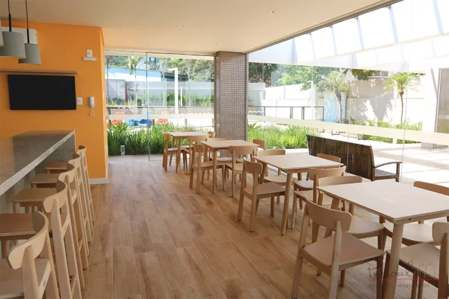 Imagem Excelente apartamento no Itacorubi, com 2 dormitórios, sendo 1 suíte, sala de estar/jantar, sacada...