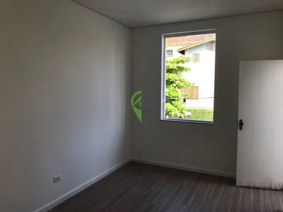 Imagem Sobrado Geminado à Venda - Excelente Localização no Gonzaga!