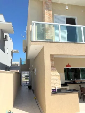 Imagem BELISSIMO SOBRADO EM CONDOMINIO FECHADO COM 5 SUITES