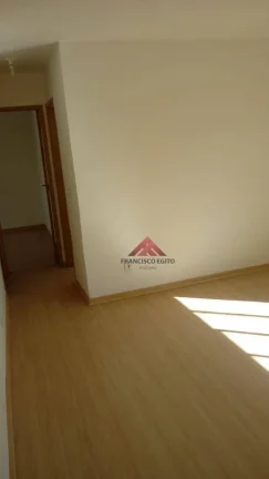 Imagem Apartamento para locação com sala 02 quartos e vaga de garagem em Santa Rosa,condução na porta,proximo a todo comercio do largo marrão,colado ao super