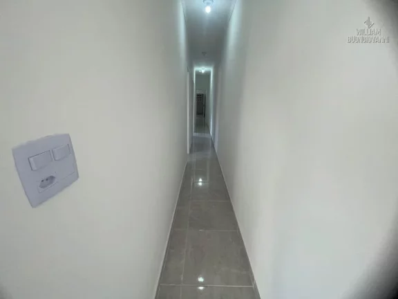 Imagem Residência na Praia Grande, com 3 quartos, sendo 1 suíte, e churrasqueira.