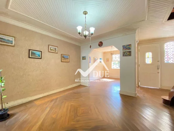 Imagem Sobrado com 3 dormitórios à venda, 109 m² por R$ 850.000,00 - Gonzaga - Santos/SP