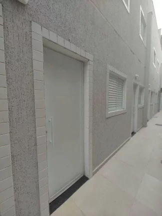 Imagem Casa com 2 dormitórios à venda, 62 m² por R$ 395.000,00 - Guilhermina - Praia Grande/SP