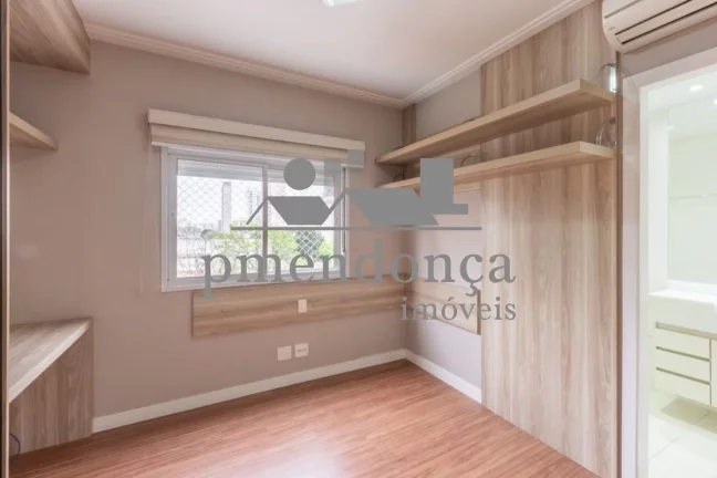 Imagem Apartamento na Rua Fabia com 4 dormitórios ( 3 suítes) e 3 vagas, 206m²