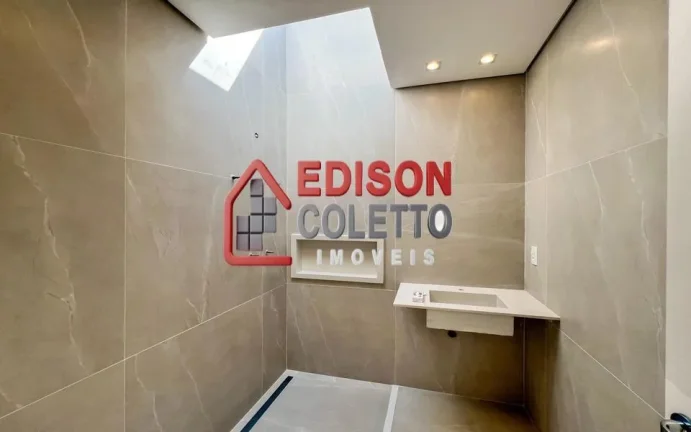 Imagem Casa nova, recém construída a venda, 3 quartos com portas balcão, persianas automatizadas, no Residencial Villa Bela Vista, em Piracicaba