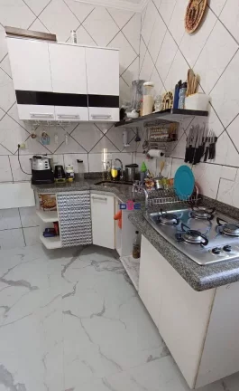 Imagem Apartamento de 2 dormitórios no Embaré – 3º Andar, com Garagem
