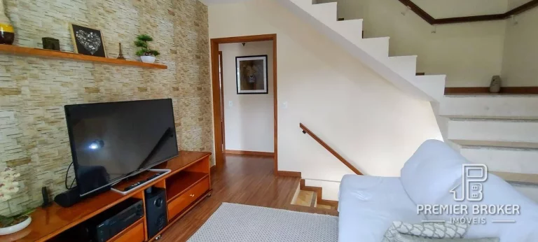 Imagem Casa à venda, 200 m² por R$ 819.000,00 - Araras - Teresópolis/RJ