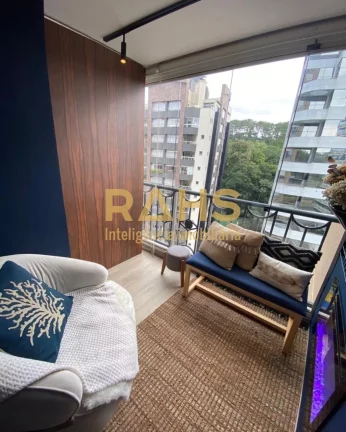 Imagem Apartamento Mobiliado em ótima região Esse lindo apartamento está localizado no Bairro Atiradores...