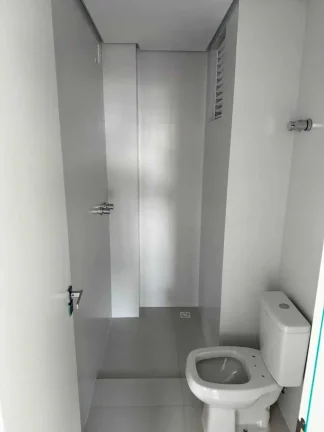 Imagem Apartamento com 2 dormitórios sendo 1 suíte e 1 vaga de garagem em Balneário Camboriú
