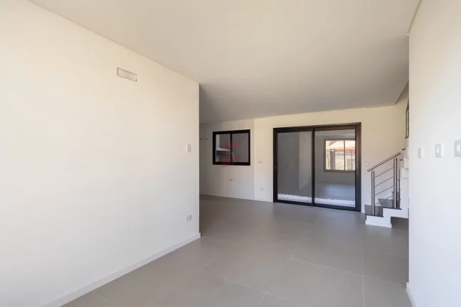 Imagem SOBRADO com 3 dormitórios à venda com 157.36m² por R$ 923.000,00 no bairro Pilarzinho - CURITIBA / PR