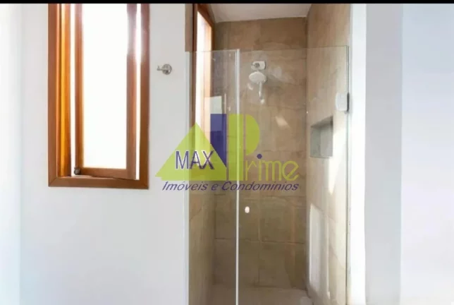 Imagem SOBRADO COMERCIAL FRONTAL/03 DORMITÓRIOS/02 SUÍTES/VAGA DE GARAGEM/VARANDA/QUINTAL