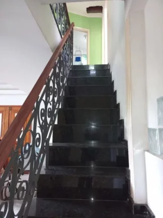 Imagem Sobrado com 3 dormitórios à venda, 220 m² por R$ 700.000,00 - Cidade Edson - Suzano/SP