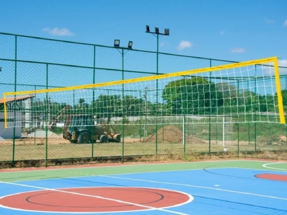 Imagem VENDO LOTE no melhor loteamento fechado da Pacatuba. O lugar ideal para você e sua família realiza...