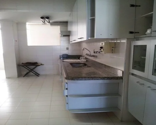 Imagem apartamento a venda no Guarujá praia de Pitangueiras