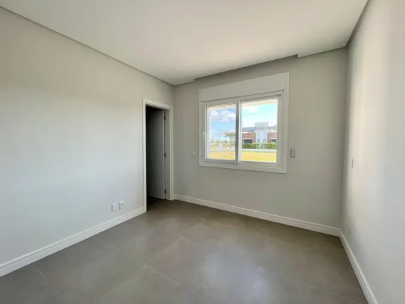 Imagem Casa em Condominio 3 Dormitórios - Bairro Arroio Teixeira