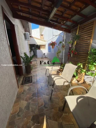 Imagem Casa para Venda em Limeira, Jardim Residencial Guimarães, 2 dormitórios, 1 banheiro, 3 vagas