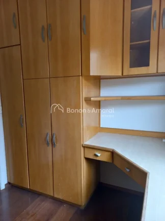 Imagem Localizada no sofisticado Residencial Parque dos Ipês, esta casa impressiona pelo espaço generoso ...