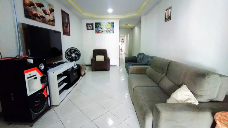 Imagem Casa no Getúlio Vargas - 2/4, Suíte, 2Wc, 145m², 2 Vagas - Confira!