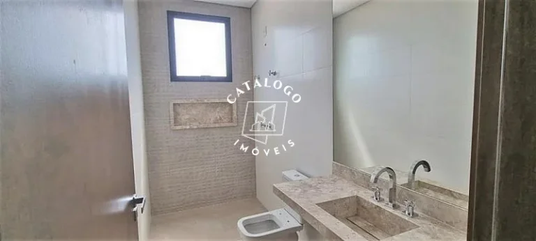 Imagem Casa em Condomínio a Venda no bairro Residencial e Empresarial Alphaville - Ribeirão Preto, SP