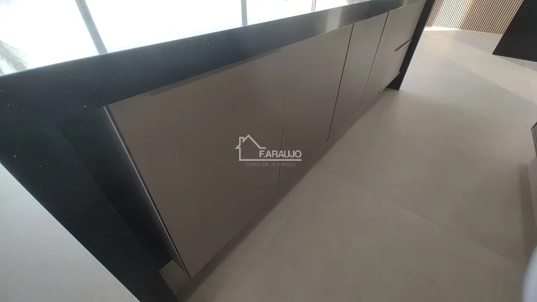 Imagem Casa em Condomínio à venda Itu em Villas do Golfe com 338m² 4 suítes, 3 vagas