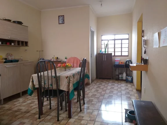 Imagem Casa tipo para venda em Jardim Lima com 3 quartos, sendo 1 suíte, 250m2