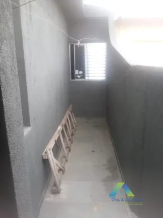 Imagem Lindo sobrado todo reformado, com 3 dormitórios, 1 vaga com fácil acesso a comércios e principais avenidas.