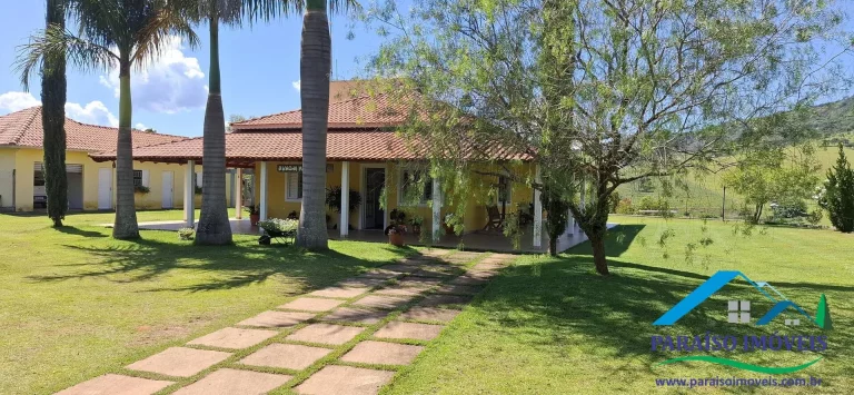 Imagem Chácara Encantadora à Venda - Conforto, Sustentabilidade e Beleza Natural